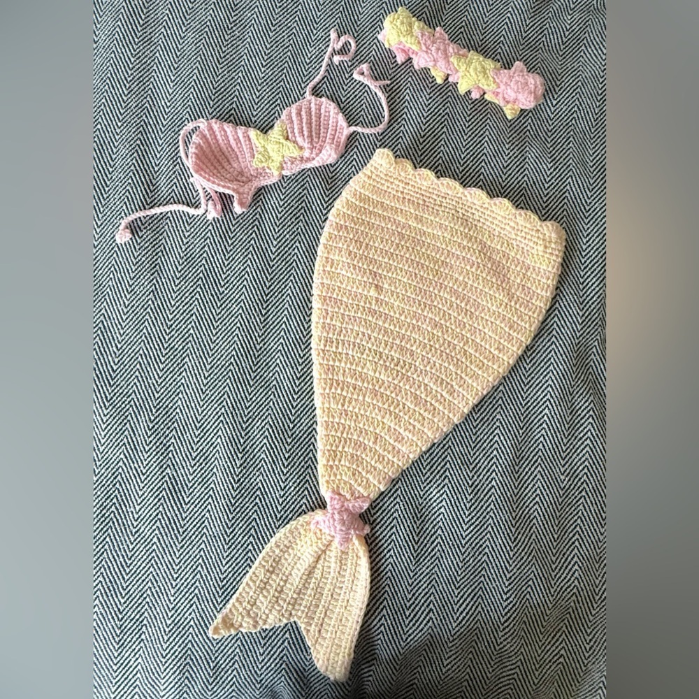 Mermajesty Crochet Mermaid Outfit Set | Tail, Top & Headband | Pink & Yellow - Picture 7 of 9